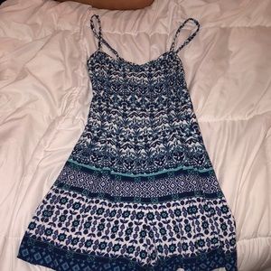 Hollister patterned flowey romper